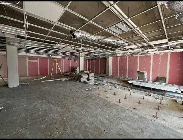 299.10M² OFFICE TO LET IN ECO PARK ESTATE